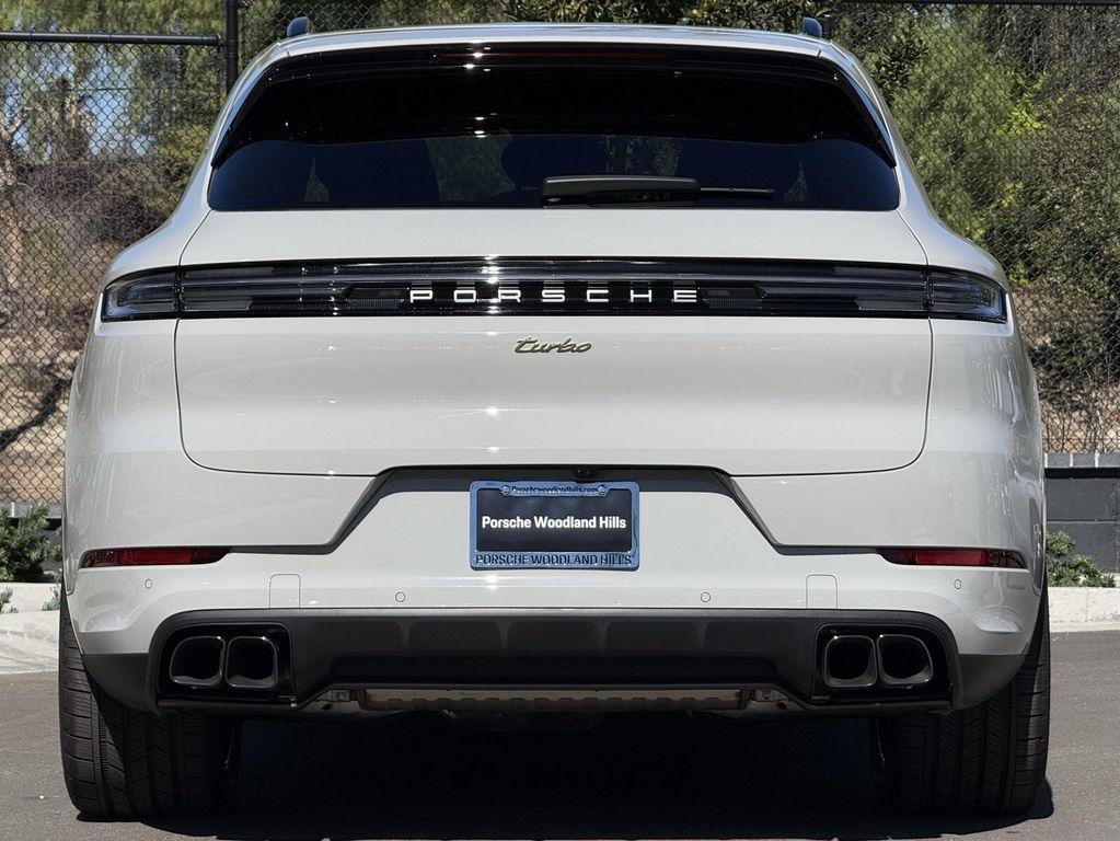new 2025 Porsche Cayenne car