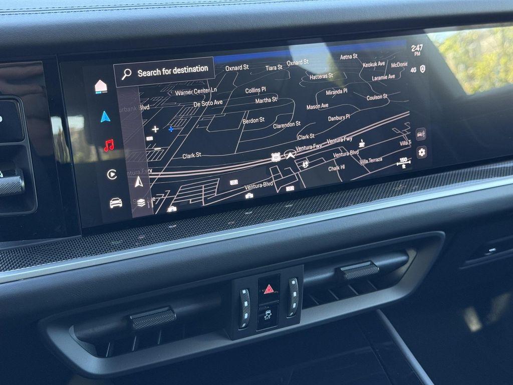 new 2025 Porsche Cayenne car