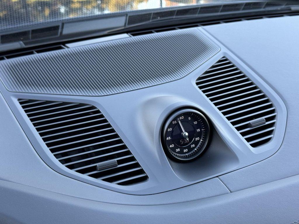 new 2025 Porsche Cayenne car