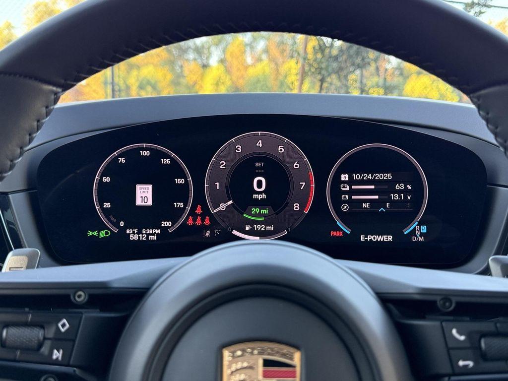 new 2025 Porsche Cayenne car