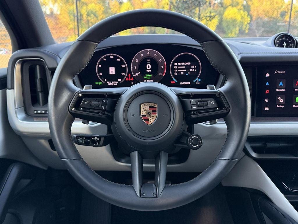 new 2025 Porsche Cayenne car