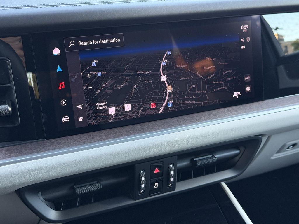 new 2025 Porsche Cayenne car