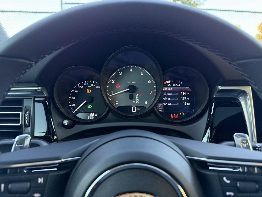 new 2025 Porsche Macan car, priced at $95,585