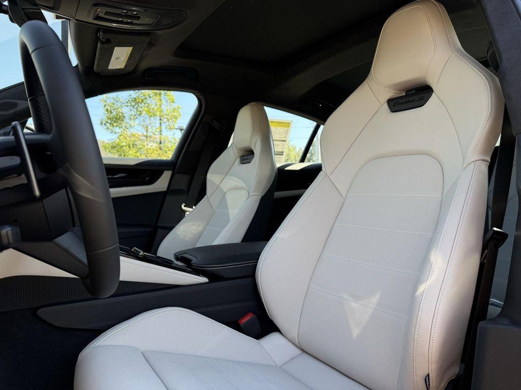 new 2025 Porsche Panamera car