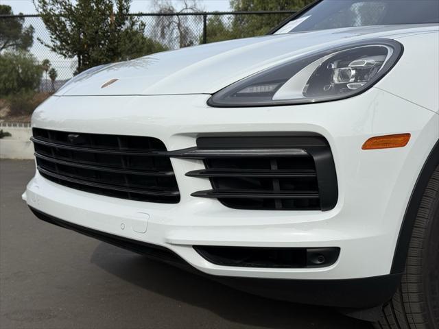 used 2023 Porsche Cayenne E-Hybrid car, priced at $109,999