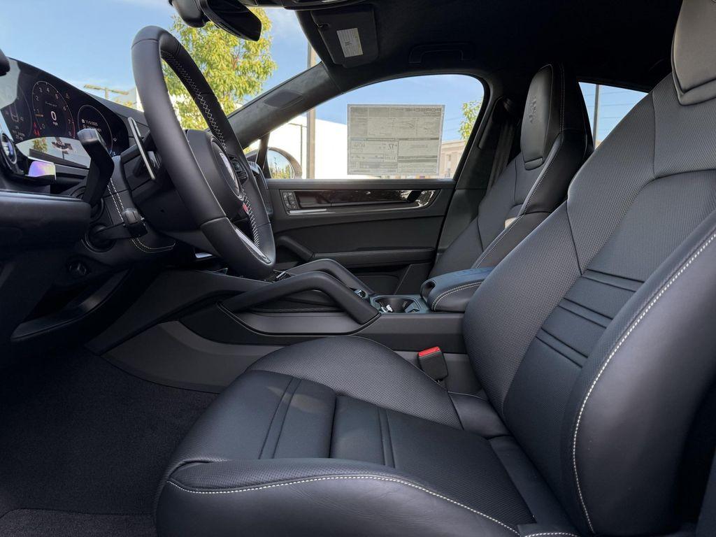 new 2026 Porsche Cayenne car