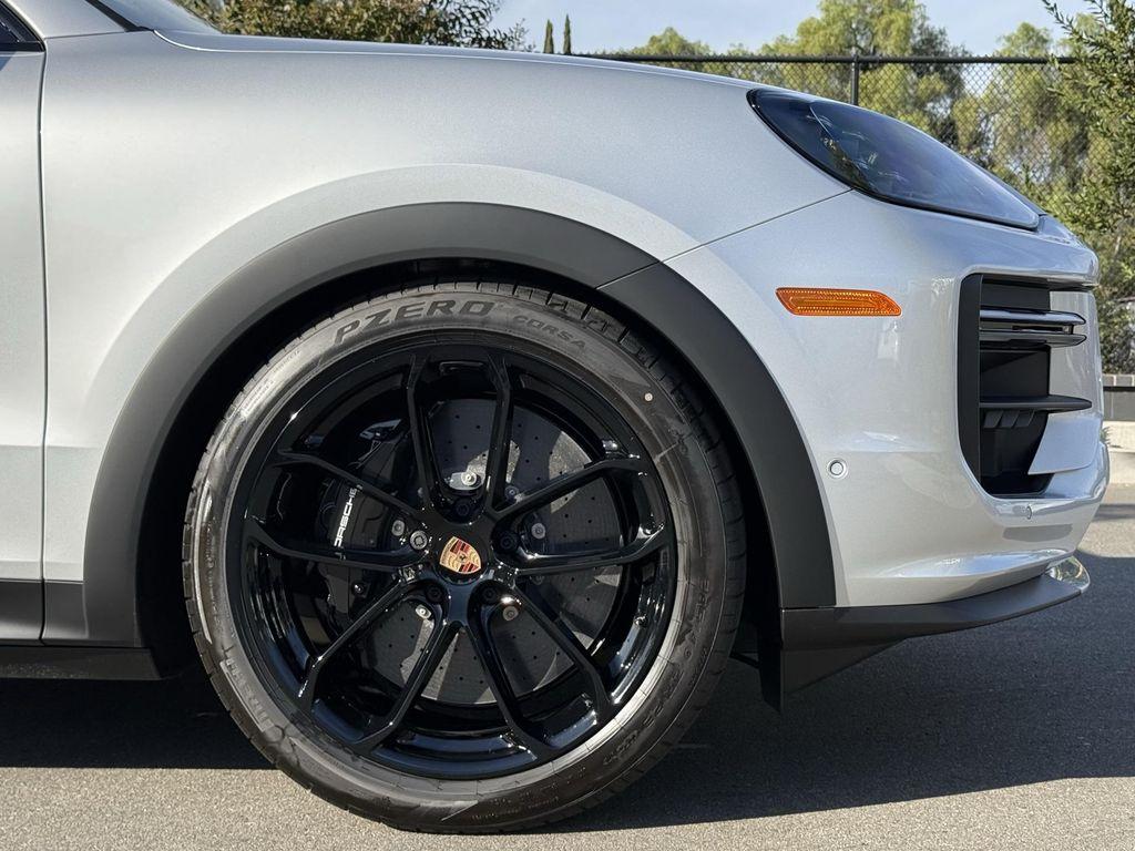 new 2026 Porsche Cayenne car