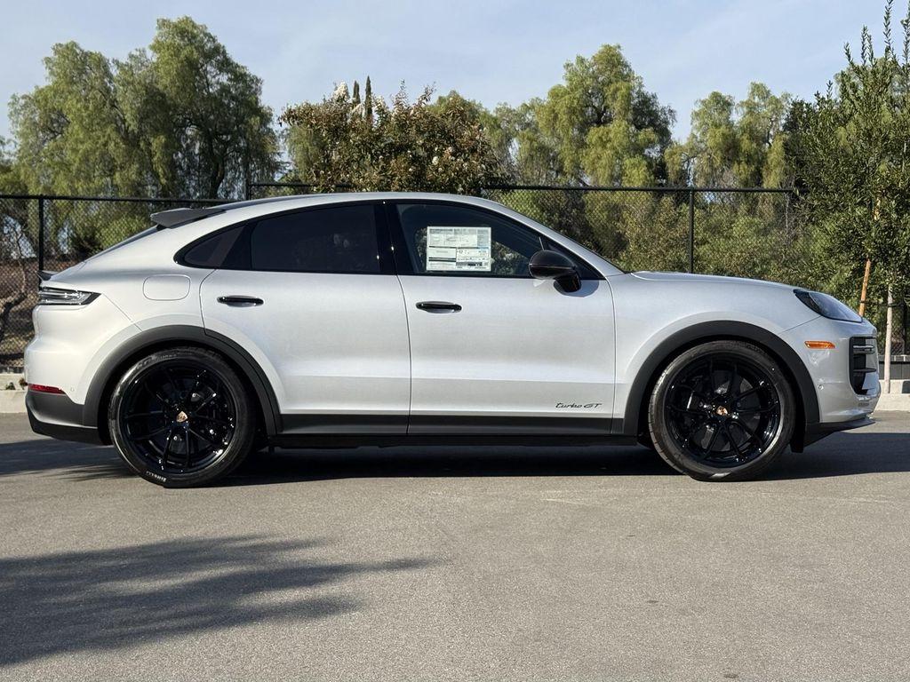 new 2026 Porsche Cayenne car