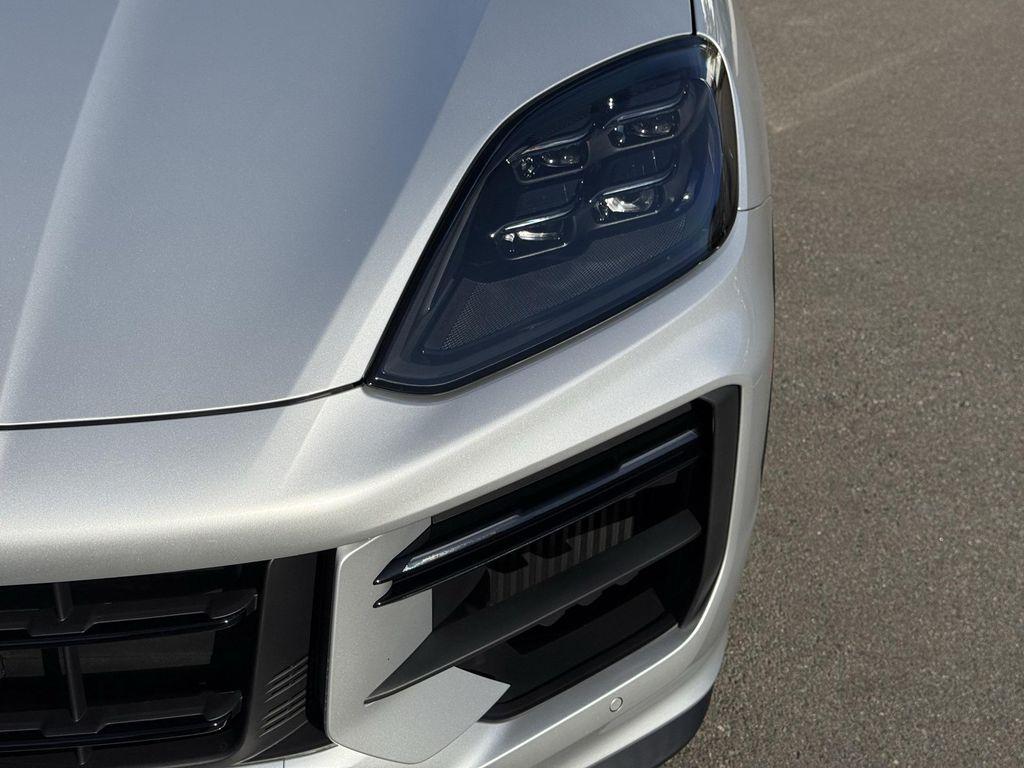 new 2026 Porsche Cayenne car