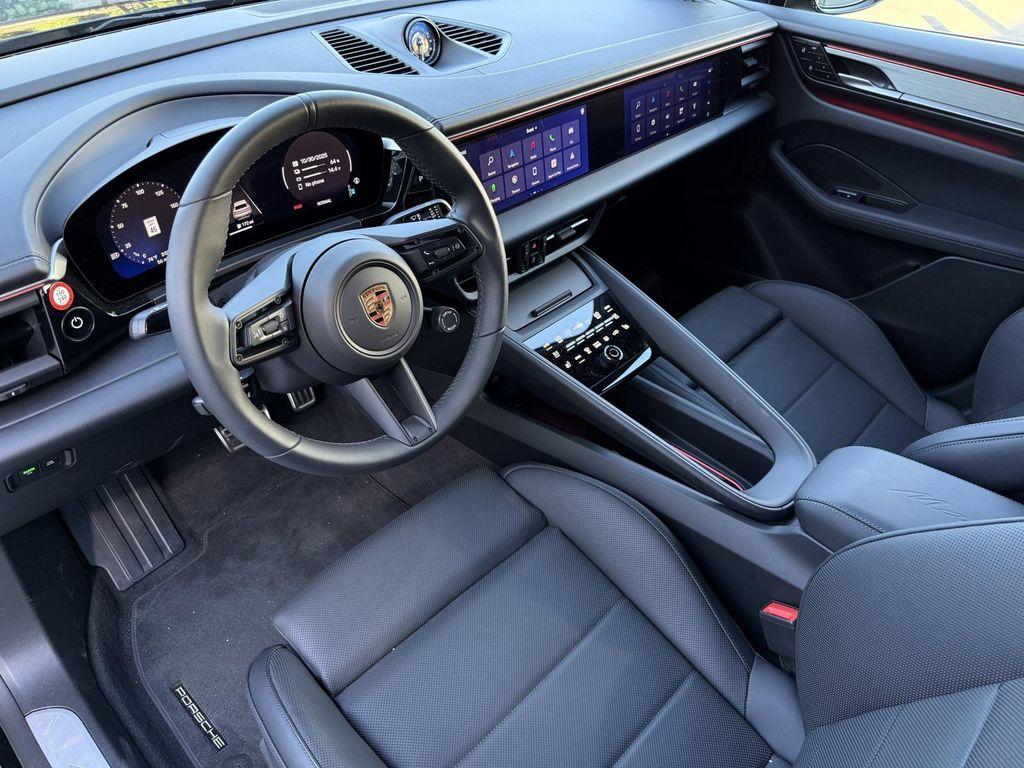 new 2025 Porsche Macan car