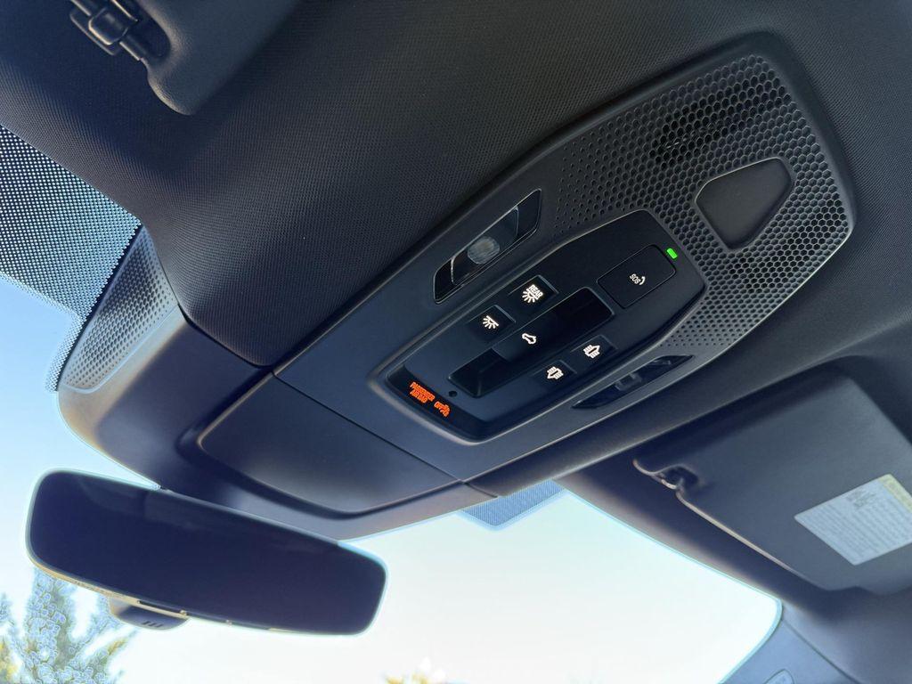 new 2025 Porsche Macan car