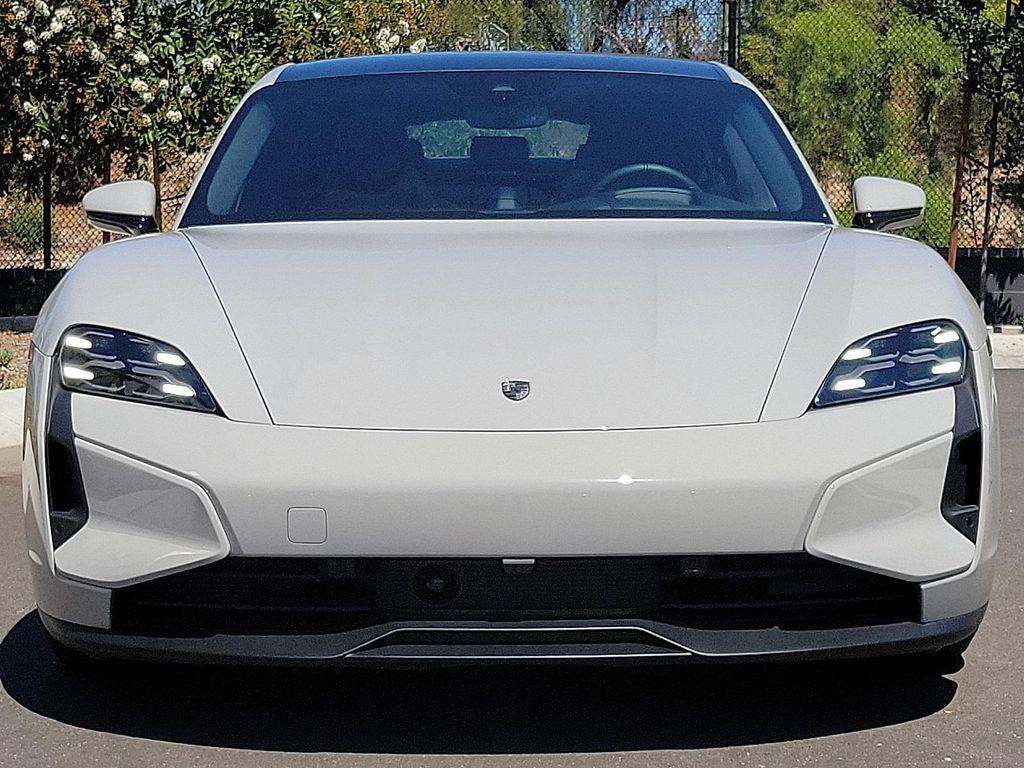 new 2025 Porsche Taycan car