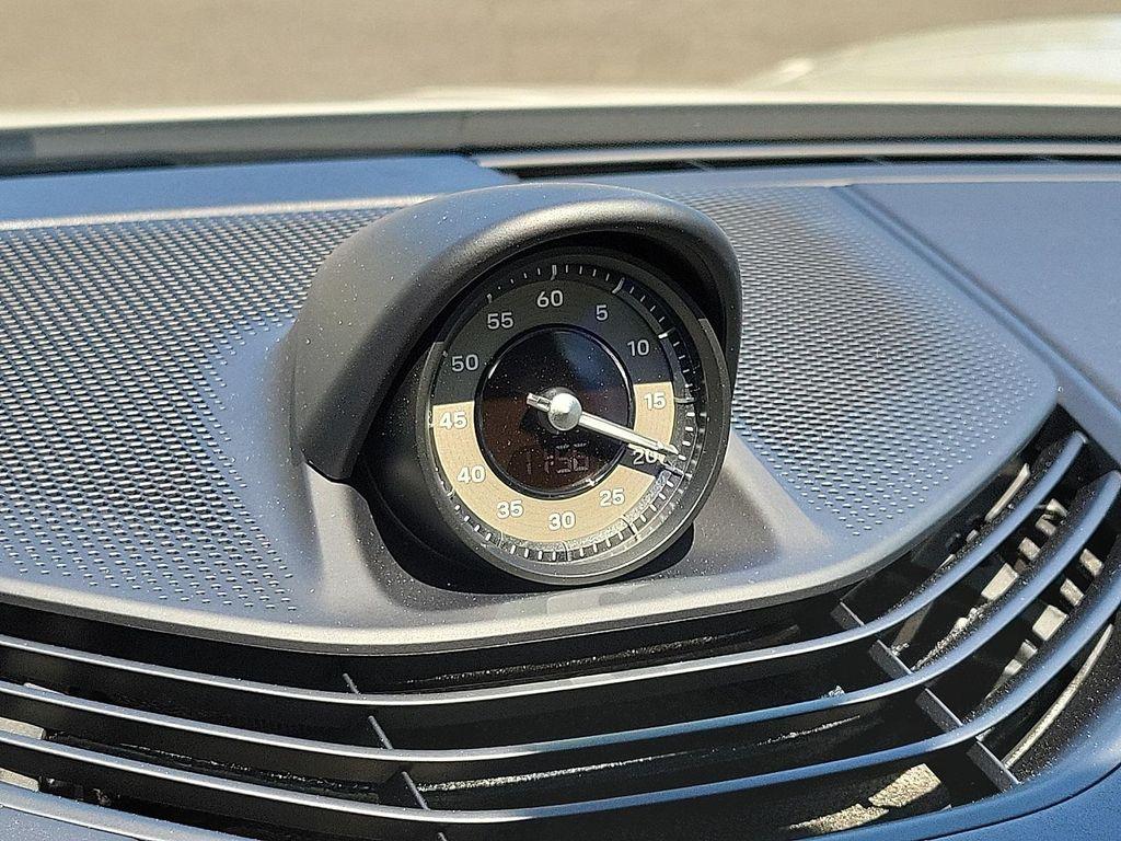 new 2025 Porsche Taycan car