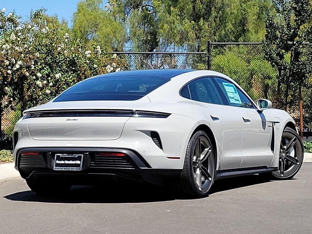 new 2025 Porsche Taycan car