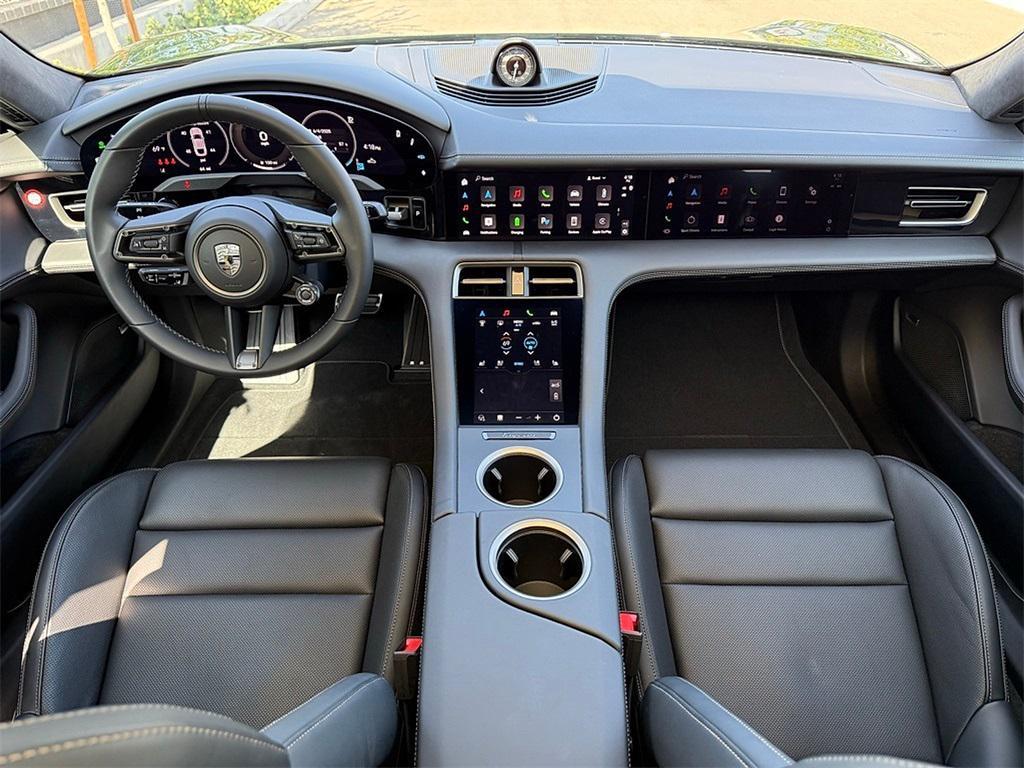 new 2025 Porsche Taycan car