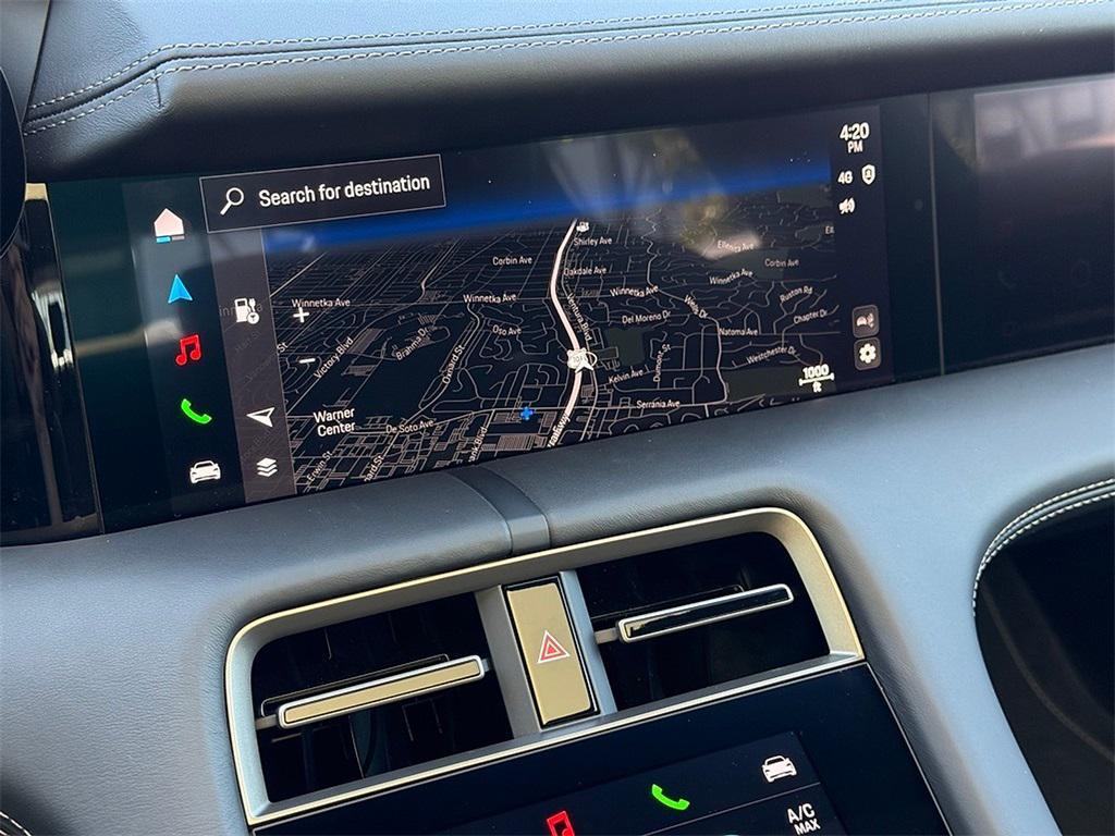 new 2025 Porsche Taycan car