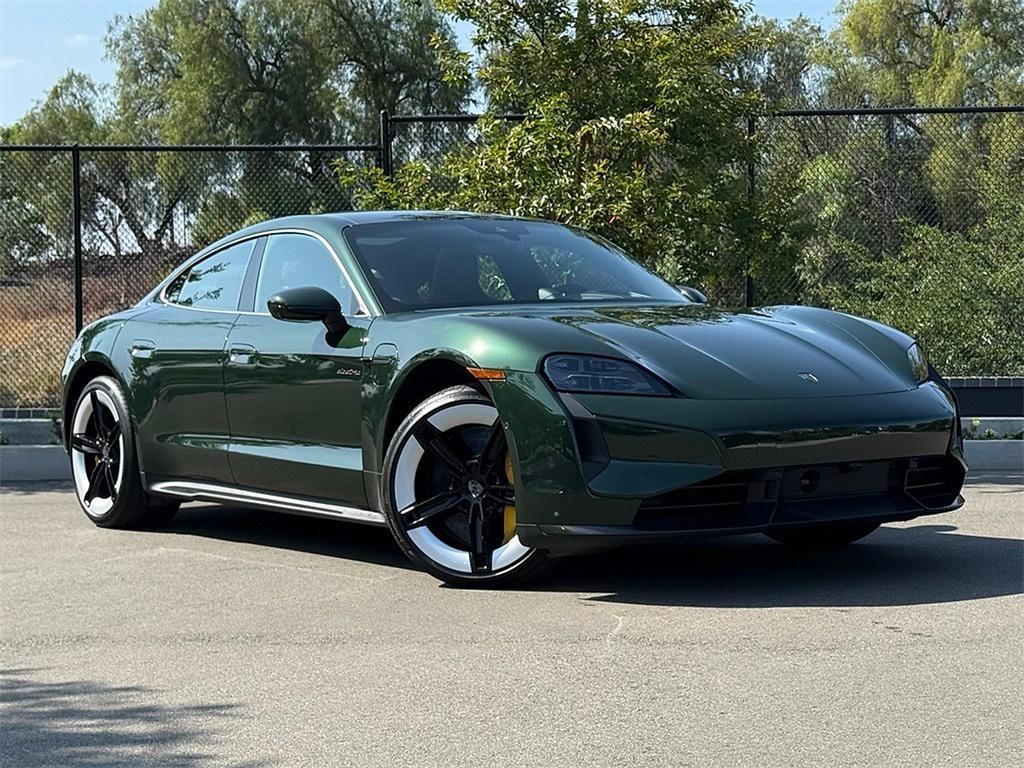 new 2025 Porsche Taycan car