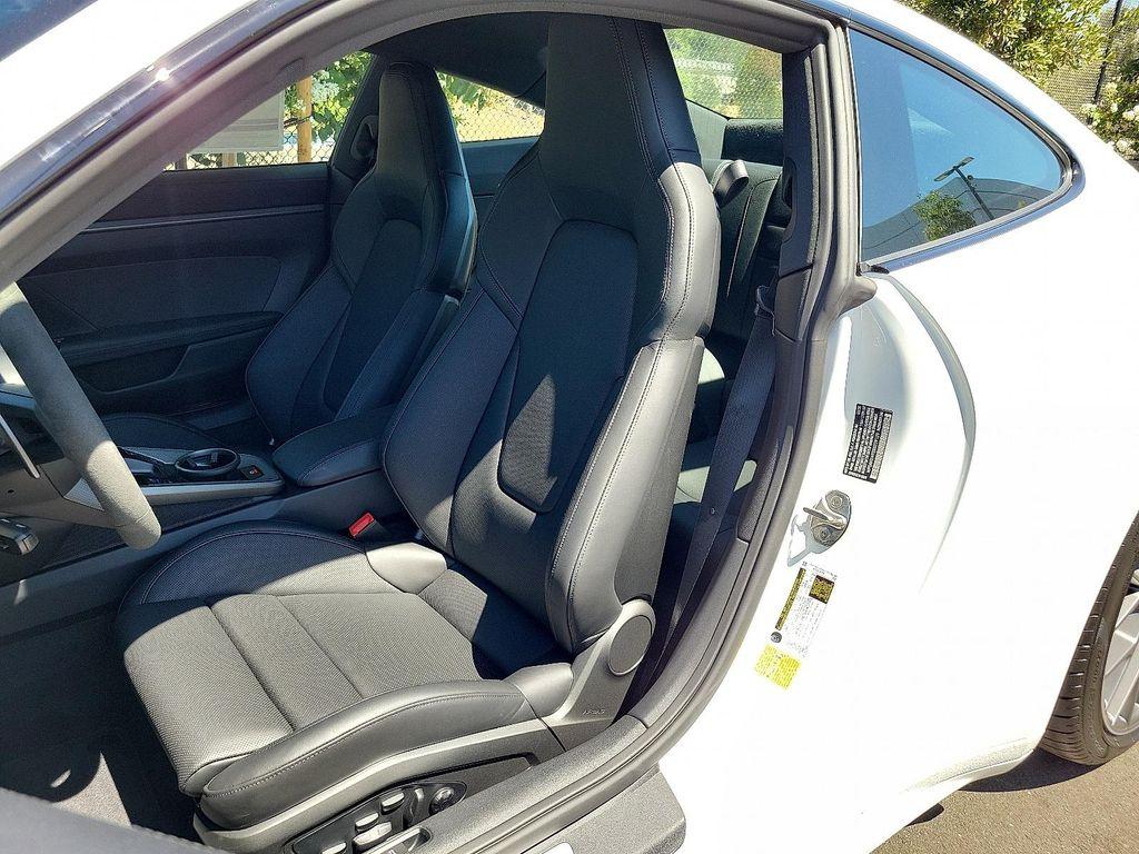 new 2025 Porsche 911 car