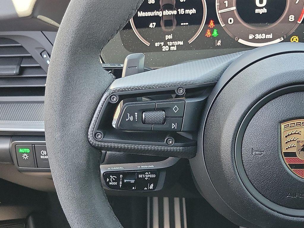 new 2025 Porsche 911 car