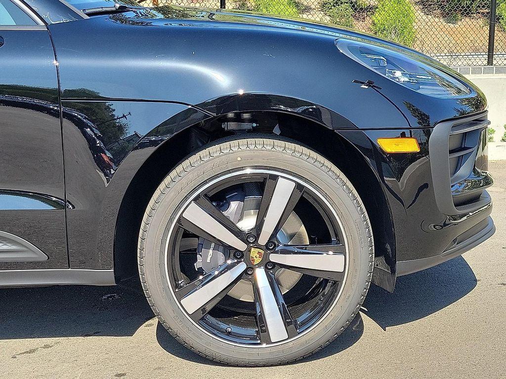 new 2026 Porsche Macan car