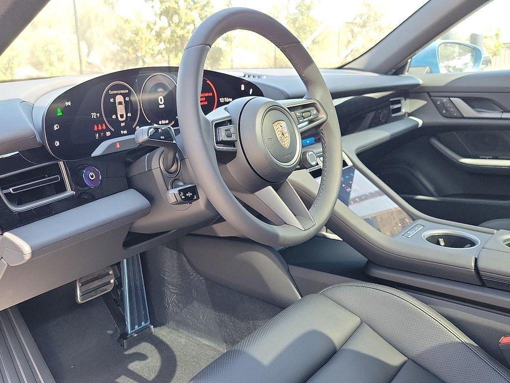 new 2026 Porsche Taycan car