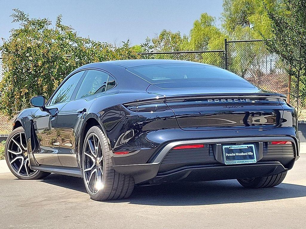 new 2025 Porsche Taycan car