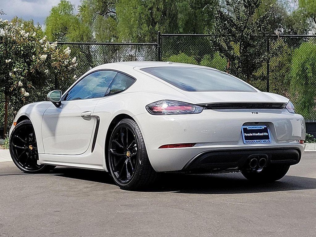 new 2025 Porsche 718 Cayman car