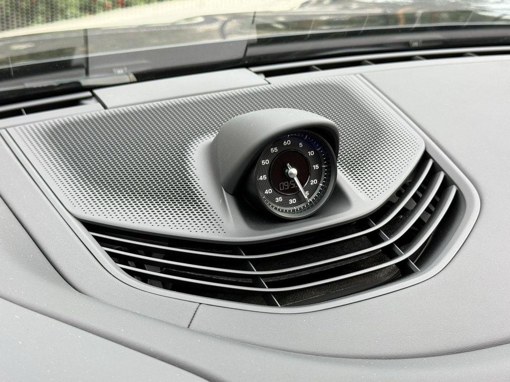 new 2025 Porsche Taycan car