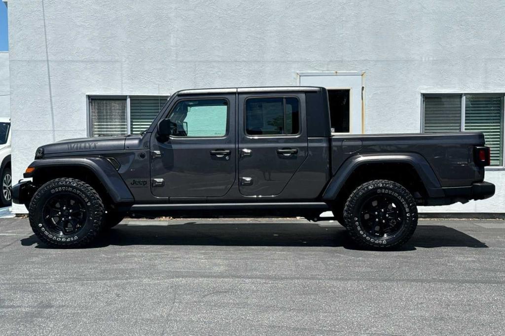 used 2021 Jeep Gladiator car, priced at $34,888