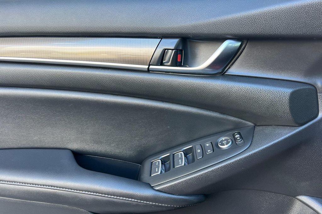 used 2022 Honda Accord Hybrid car, priced at $25,888