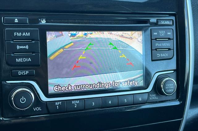 used 2017 Nissan Versa Note car, priced at $9,488