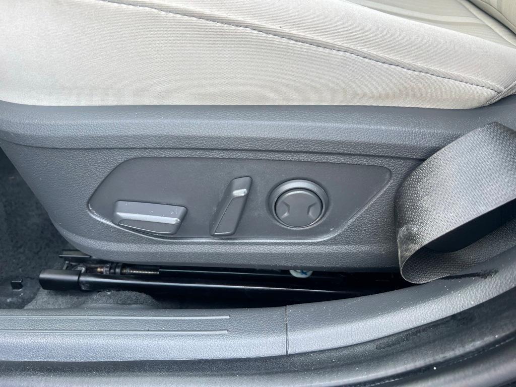 used 2023 Hyundai Sonata Hybrid car, priced at $18,995