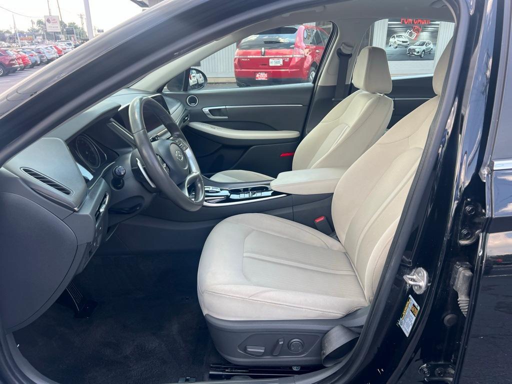 used 2023 Hyundai Sonata Hybrid car, priced at $18,995