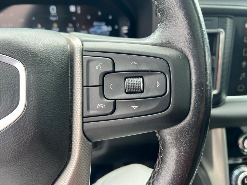 used 2022 GMC Yukon car, priced at $53,995