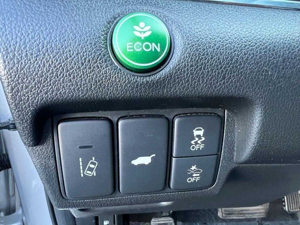 used 2016 Honda CR-V car, priced at $15,995