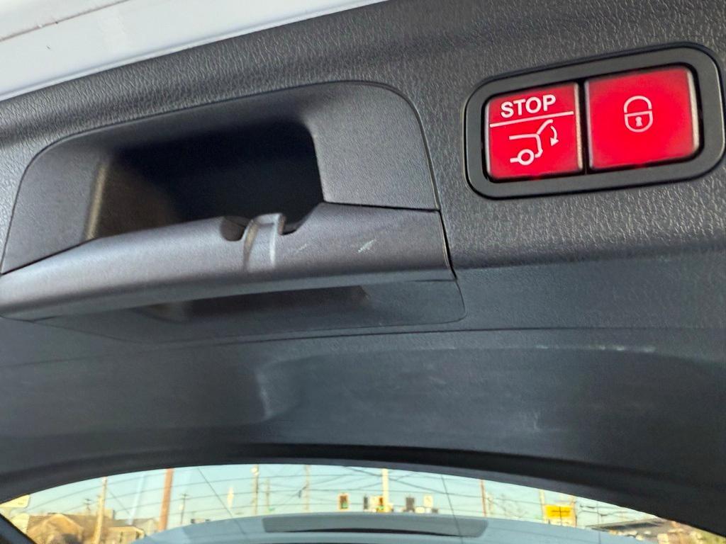 used 2020 Mercedes-Benz GLE 350 car, priced at $26,995