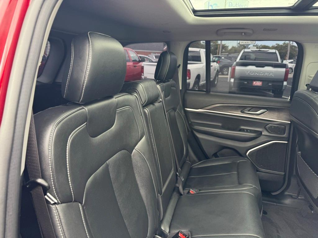 used 2022 Jeep Grand Cherokee car, priced at $23,995