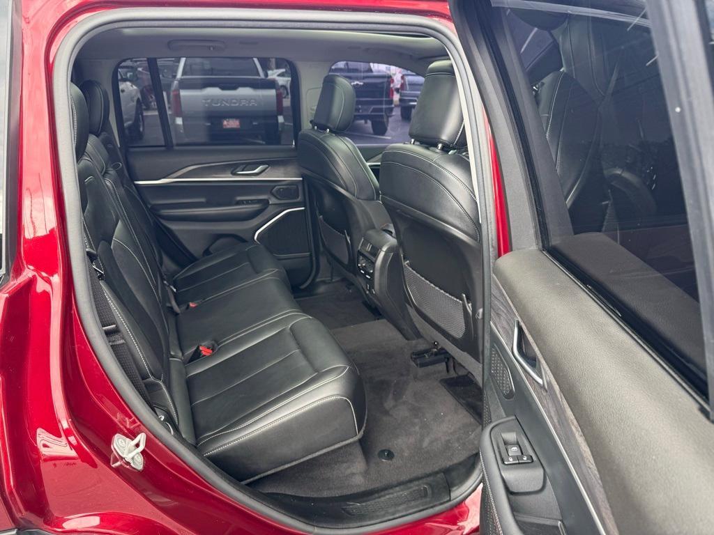 used 2022 Jeep Grand Cherokee car, priced at $23,995