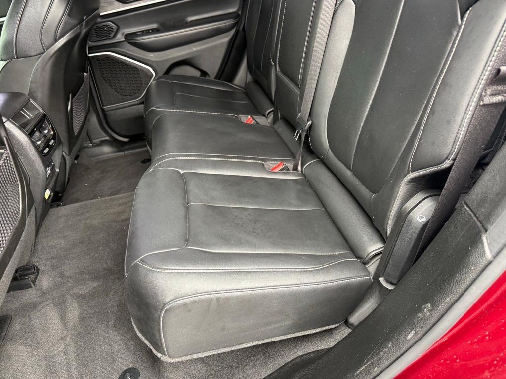 used 2022 Jeep Grand Cherokee car, priced at $23,995