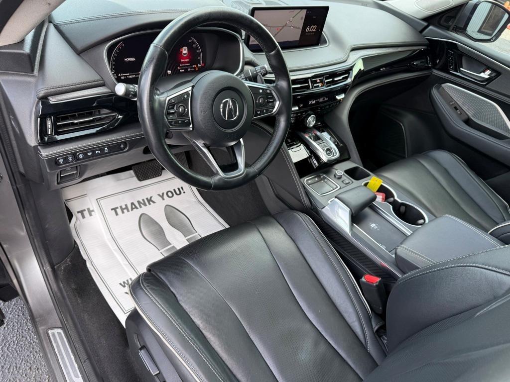 used 2022 Acura MDX car, priced at $27,200