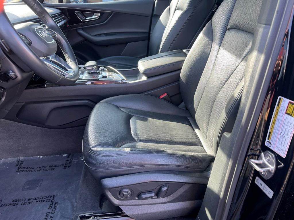 used 2019 Audi Q7 car, priced at $19,570