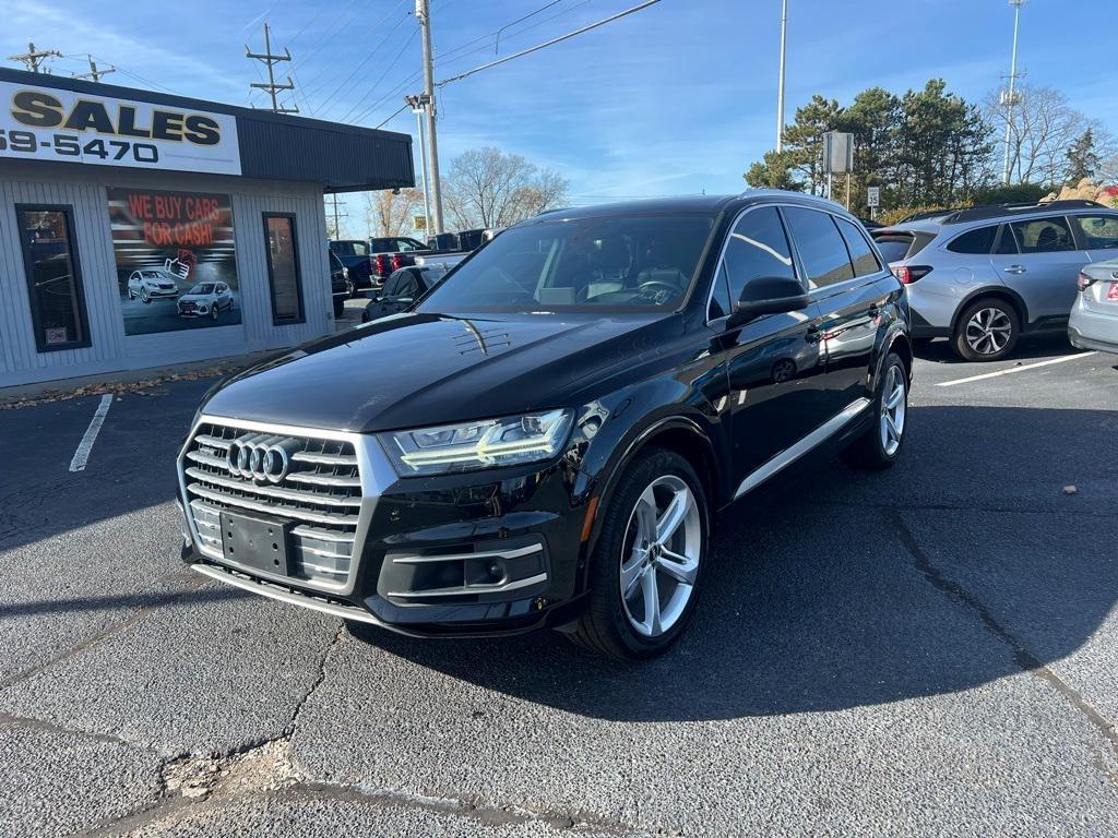 used 2019 Audi Q7 car, priced at $19,570
