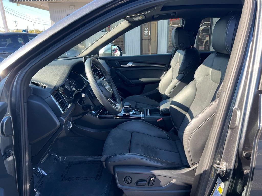used 2022 Audi SQ5 car, priced at $35,217