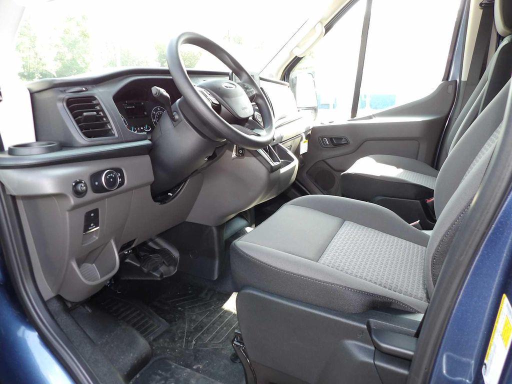 new 2025 Ford Transit-250 car