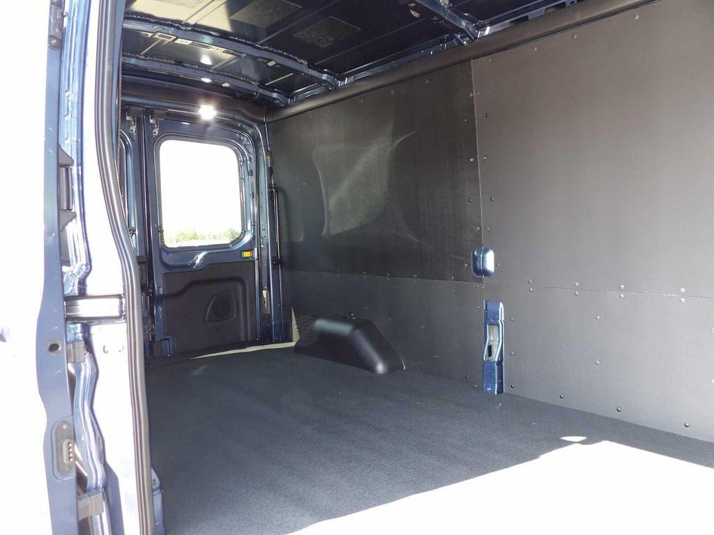 new 2025 Ford Transit-250 car
