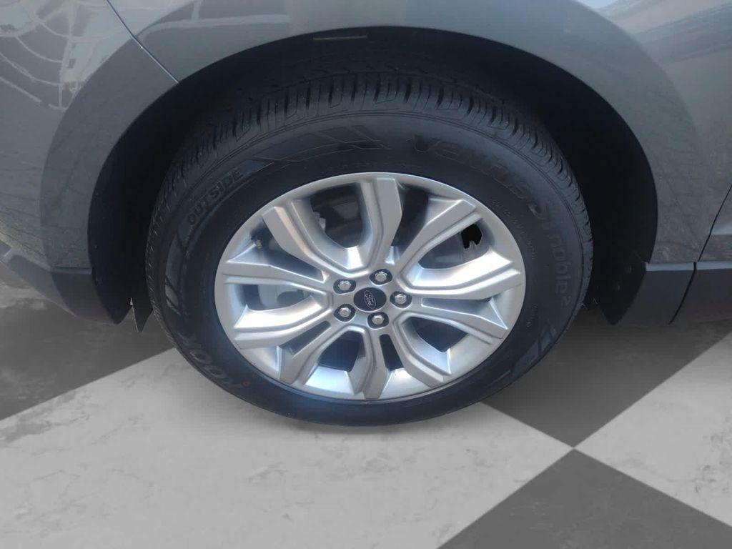 used 2024 Ford Edge car, priced at $31,450