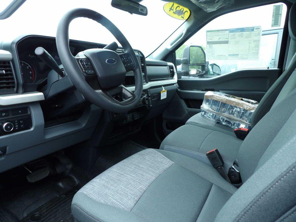 new 2024 Ford F-350 car, priced at $64,885