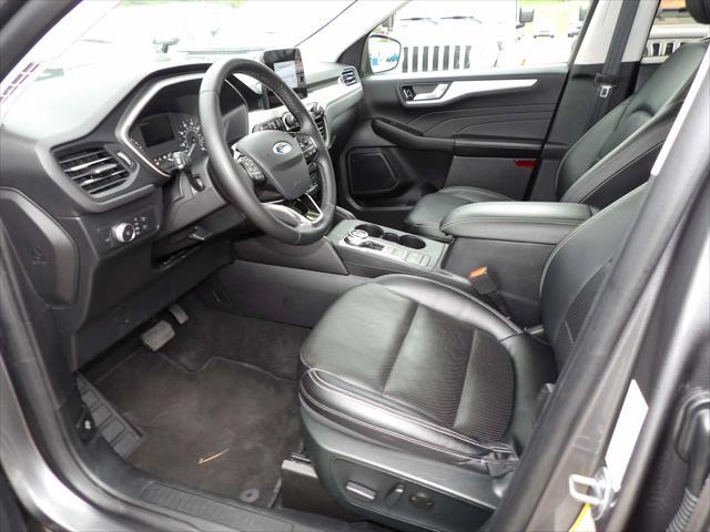 used 2022 Ford Escape car, priced at $28,550