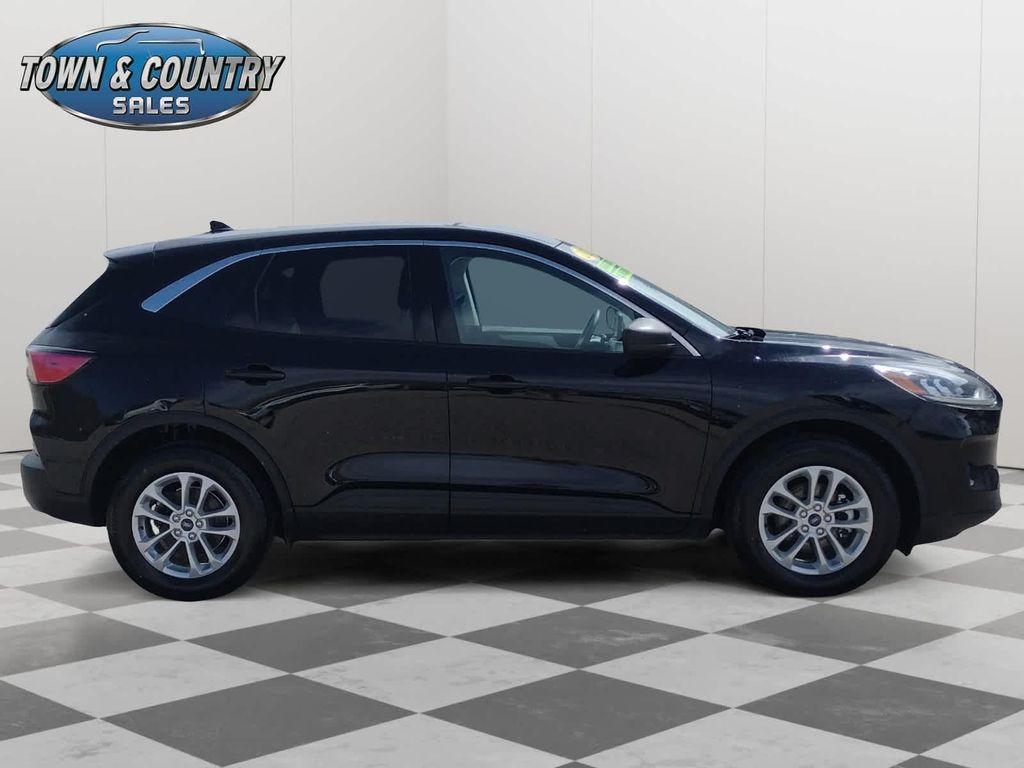 used 2022 Ford Escape car, priced at $25,325