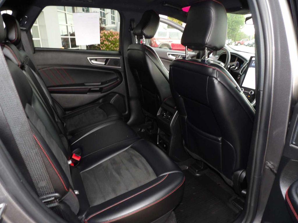 used 2023 Ford Edge car, priced at $32,900